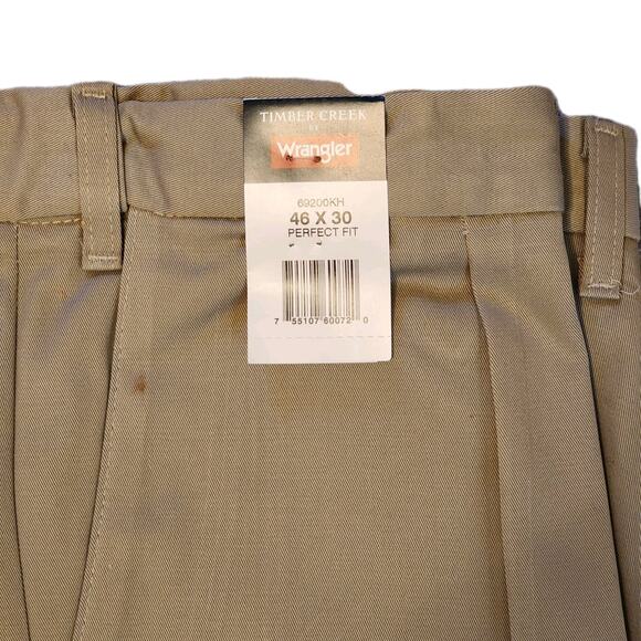 NWT Timber Creek By Wrangler Pleated Front Relaxed Fit Khaki Men's 46×30 - Picture 2 of 4